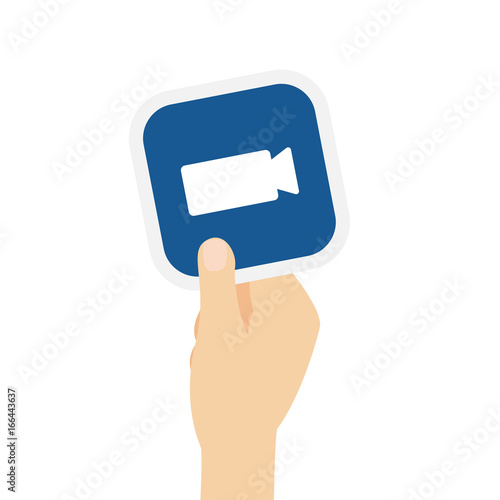 Hand hält Bierdeckel mit Digitalkamera