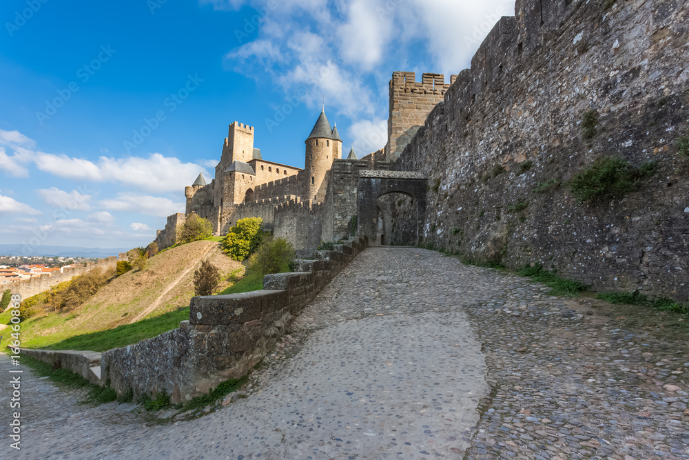 Carcassonne, la porte d'Aude de la Cité Médiévale 