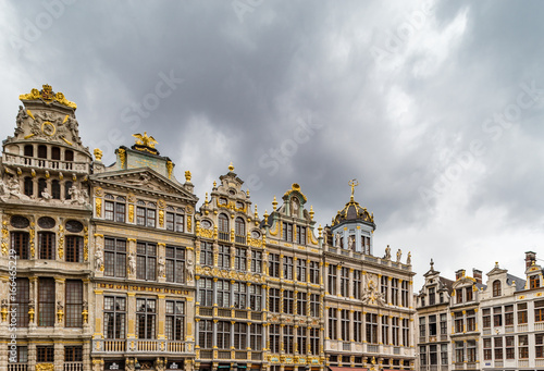 Architecture of Brussels, historic buildings and streets © 31etc