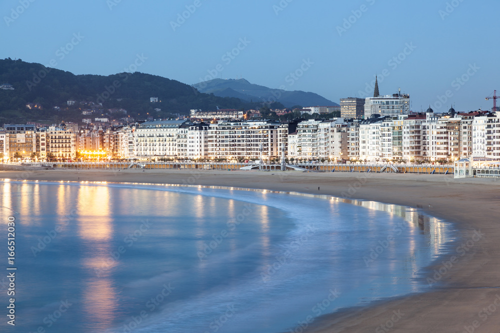 Fototapeta premium San Sebastian illuminated at night, Spain