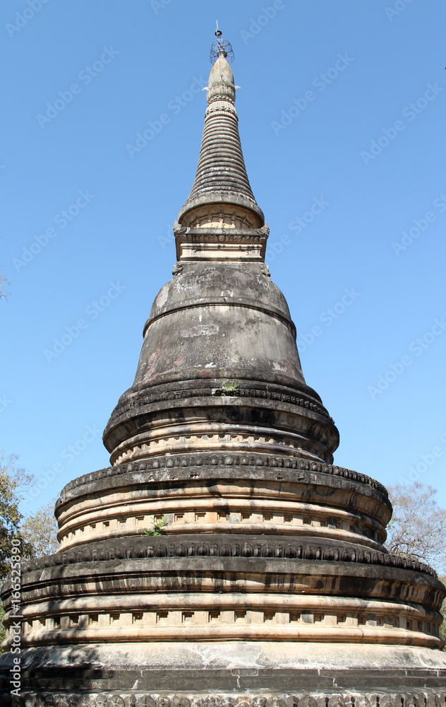 Fototapeta premium Old chedi at Wat U-Mong, Chiangmai, Thailand.