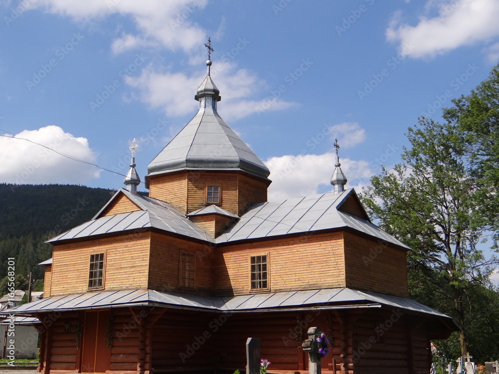Kirche des Heiligen Johannes der Barmherzigen in Jaremtsche, Ukraine