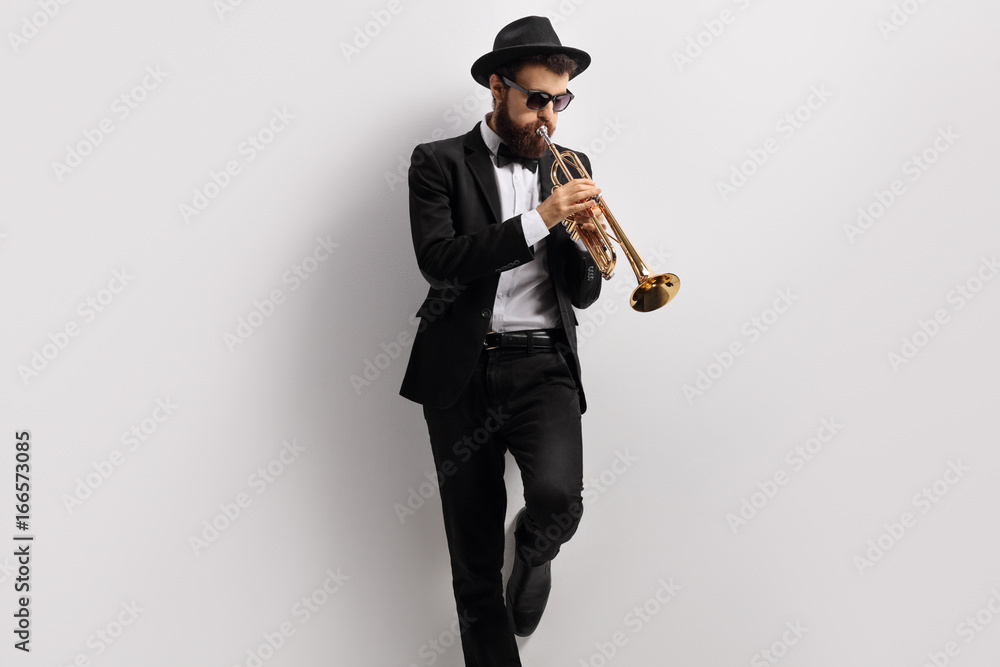 Naklejka premium Trumpet player