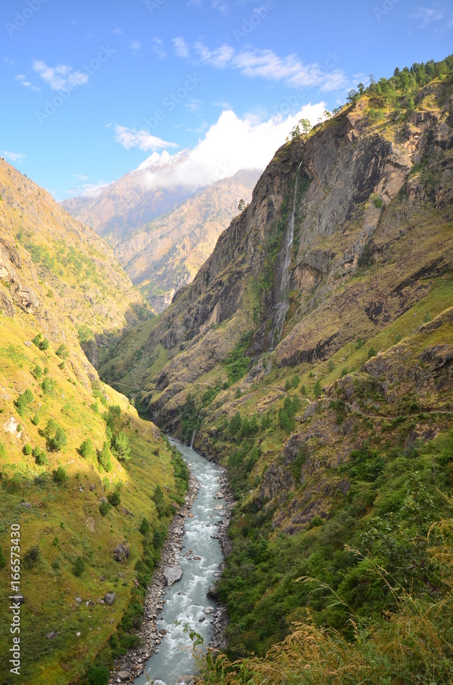 Nepal - Manaslu circuit - lower valley Nepal - Manaslu circuit - lower valley