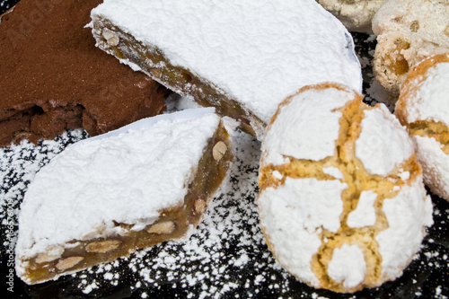 cavallucci panforte pan pepato ricciarelli photo