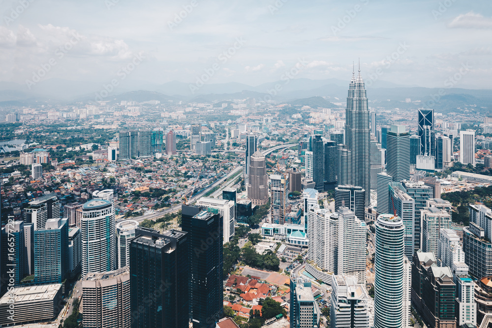 Fototapeta premium Kuala Lumpur city skyline