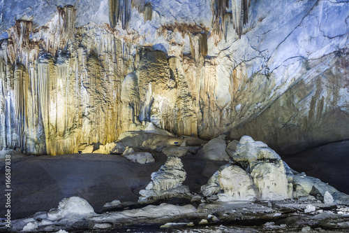 The Paradise cave at Quang Binh province © Nguyen Vu Quan