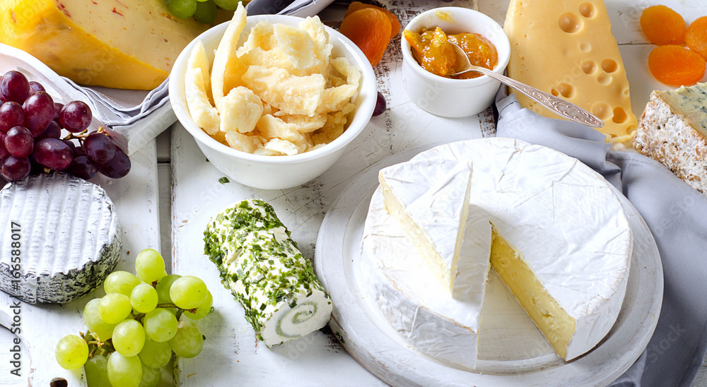 Cheese plate served with grapes