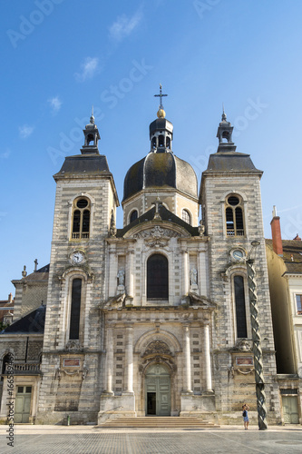 Eglise Saint-Pierre in Chalon-sur-Saone