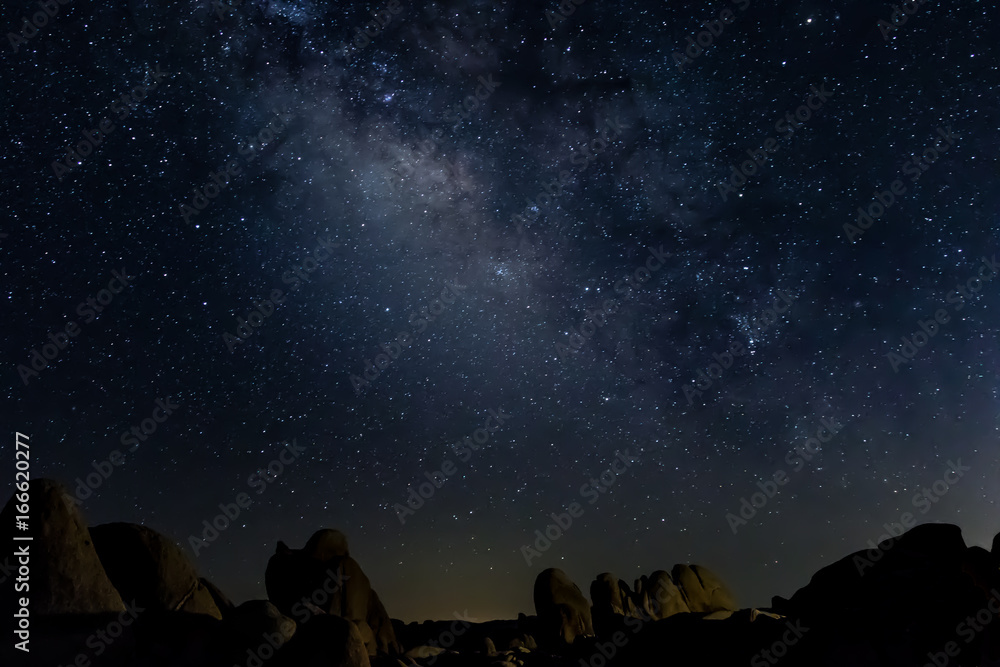 Fototapeta premium Milky Way Boulders Low