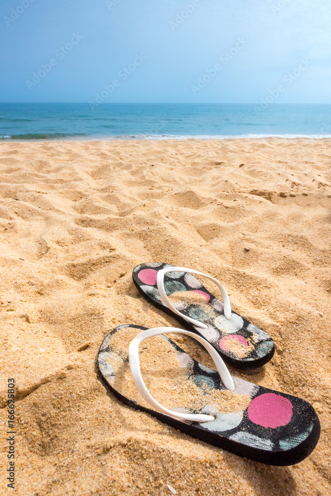 People online flip flops