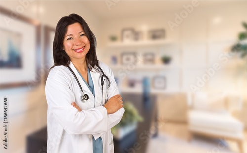Female Hispanic Doctor or N...
