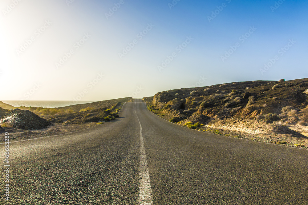 Asphaltband zum Himmel Asphaltband zum Himmel