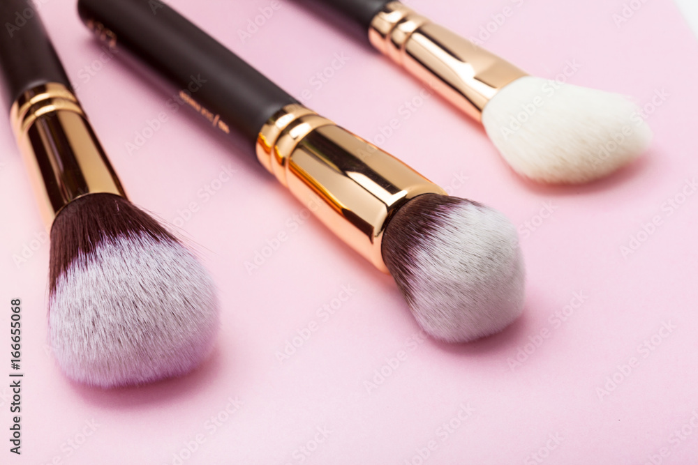 Professional make-up brush Professional make-up brush