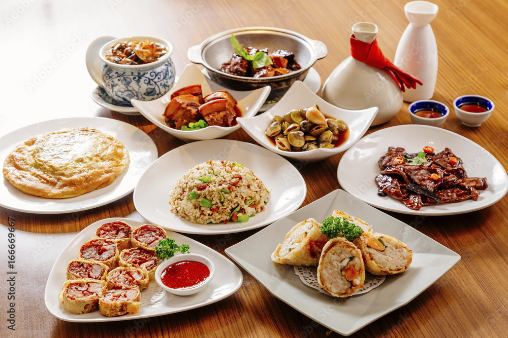 Spiced Rolls and Stewed pork Spiced Rolls and Stewed pork