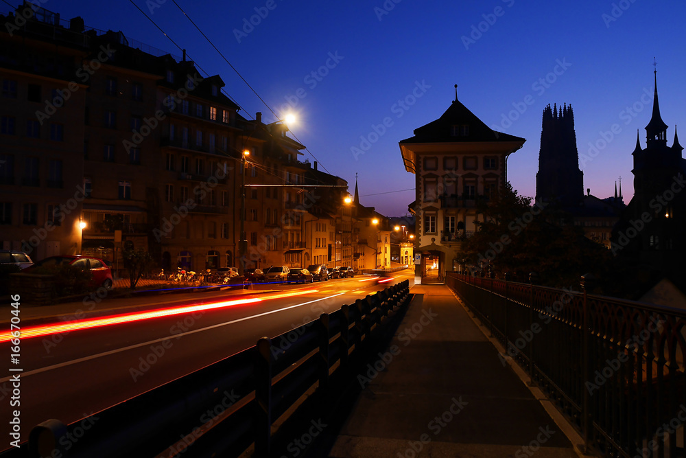 Fribourg, vue de nuit