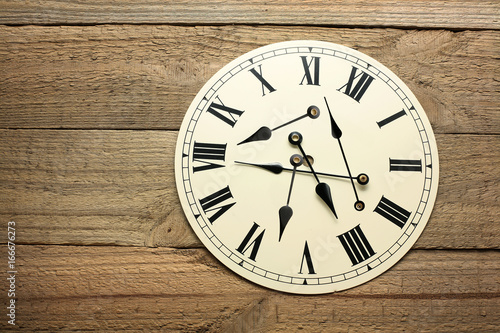 Wallpaper Mural Clock Torontodigital.ca