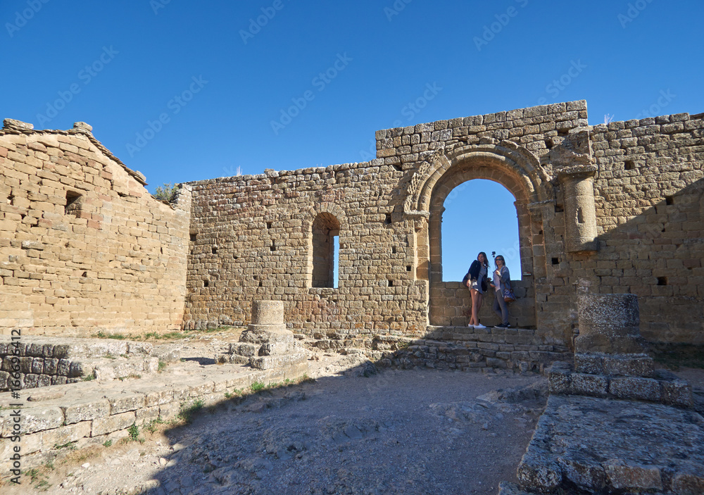 Ruinas del castillo de Loarre en Huesca, España
