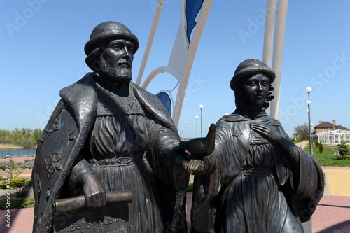 Monument to St. Peter and Fevronia on the embankment of Romanovskaya village in the Rostov region.