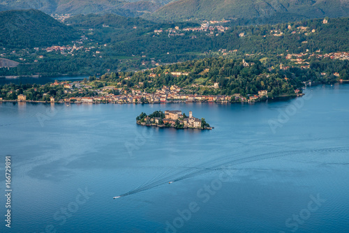 Lago d'Orta, Isola di San Giulio photo