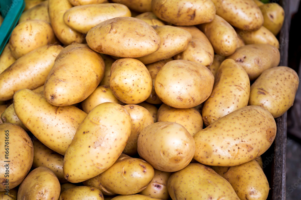 potatoes raw vegetables food in the market potatoes raw vegetables food in the market