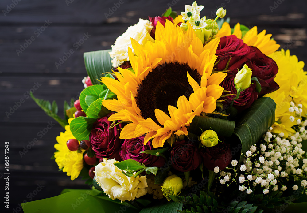 Obraz premium Beautiful bouquet of different flowers