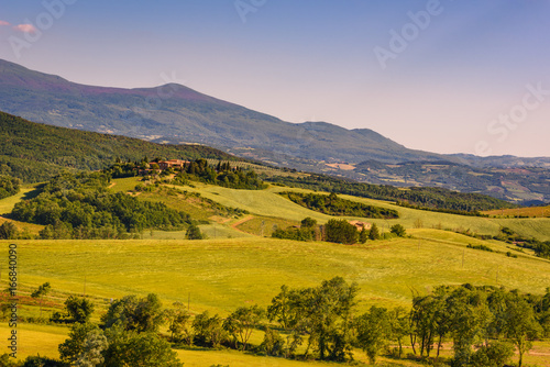 Tuscan countryside in summer © Overburn
