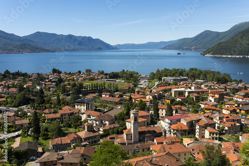 Foto View over Maccagno to the southern part of Lake Maggiore - Maccagno, Lake Maggio