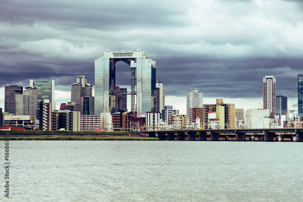 Naklejka premium 都市風景 日本 大阪