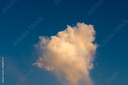 Fototapeta Naklejka Na Ścianę i Meble -  Horizontal rainbow in a cloud