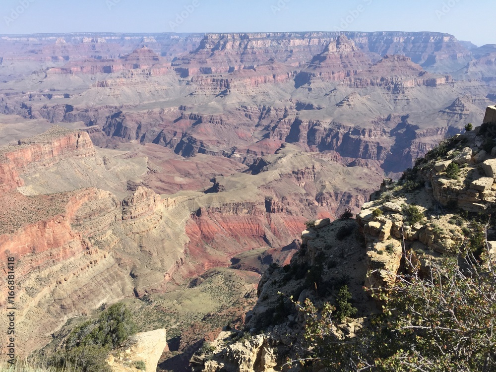 Splendide vue du Grand Canyon sous le soleil