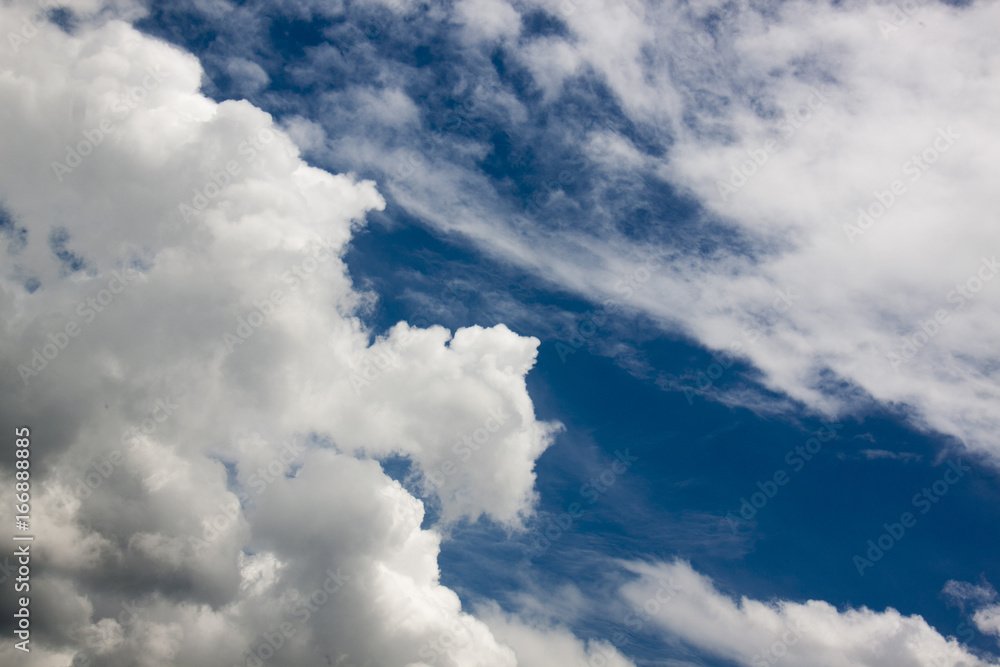 Obraz premium Blue Sky, Australia-Shaped Cloud