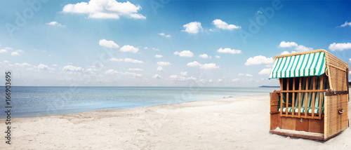 Fototapeta Naklejka Na Ścianę i Meble -  Strandkorb an der Ostsee