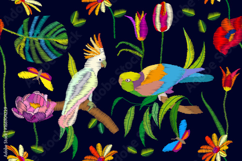 Hot tropical summer. Seamless vector pattern with embroidered texture.