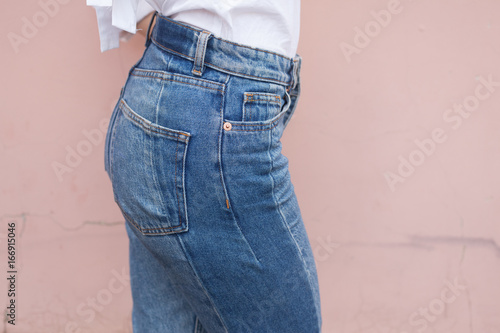 jeans on the girl on the side