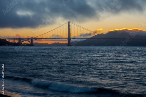 Golden Gate Bridge © mightypix