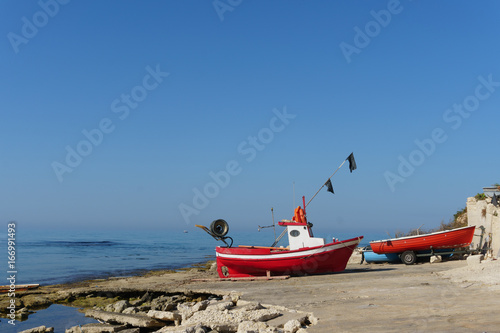 Sampieri Sizilien Fischerboote am Strand