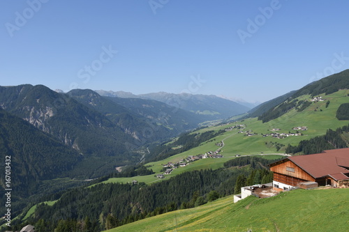 Osttirol, Pustertal, Pustertaler Höhenstraße, Lienz, Sillian, Sommer, Wiese, Dorf, Abfaltersbach, Assling, Ried, Goll, Ass, Anras, Winkl photo