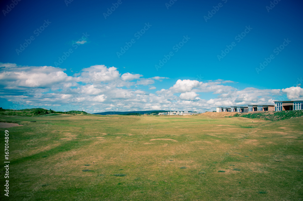 Obraz premium golf fairway in nova scotia