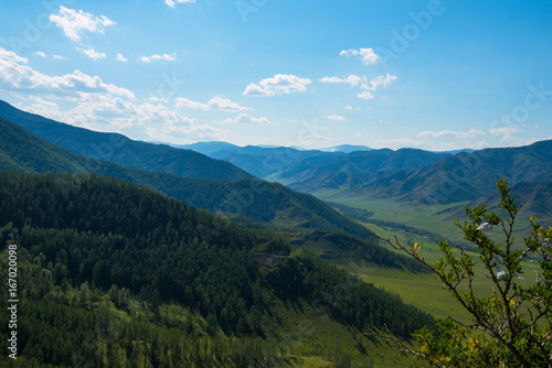 Mountain pass Chike-Taman © olinchuk