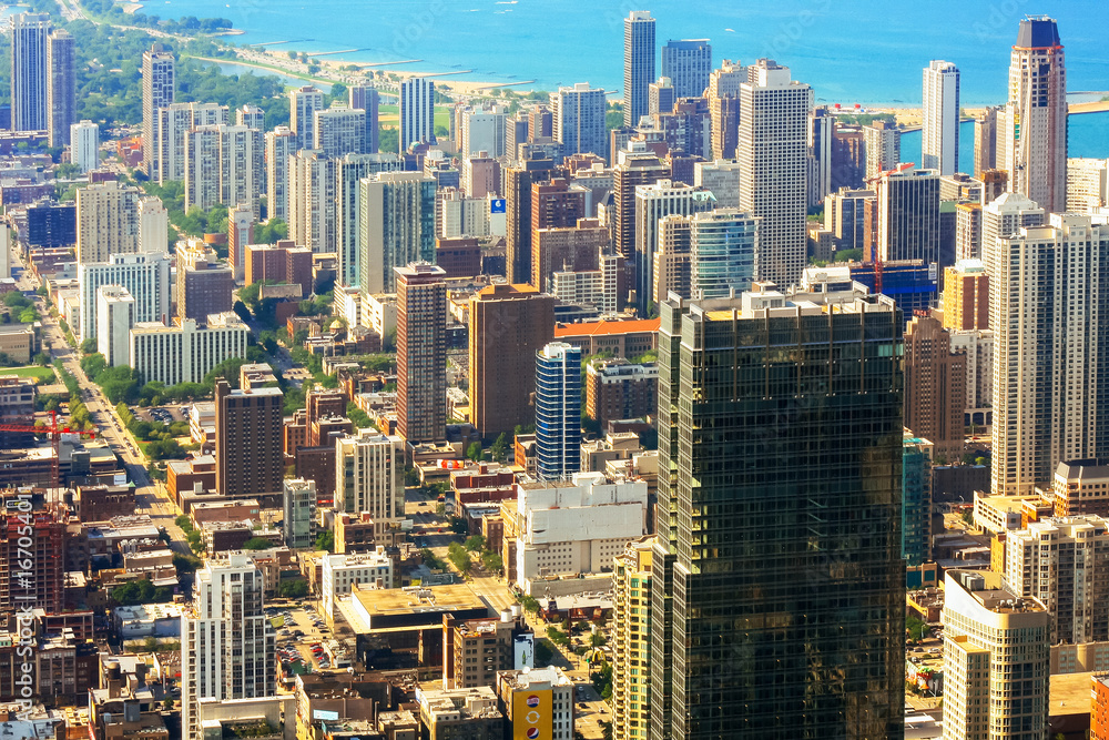 Obraz premium CHICAGO, USA - 20 July, 2017: aerial view of city of Chicago
