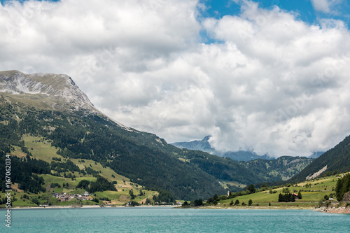 Berge und Wolken