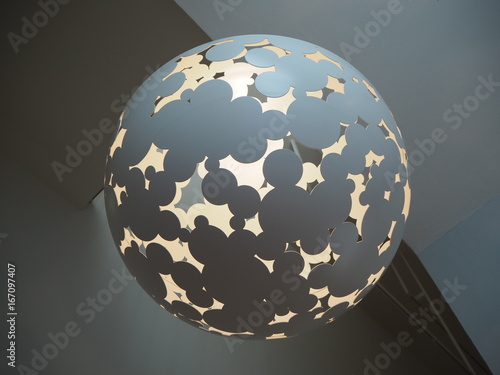 hängende Lape weiß