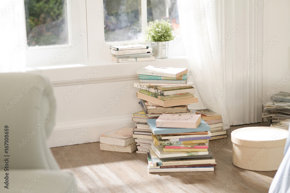 Fototapeta premium tower of books