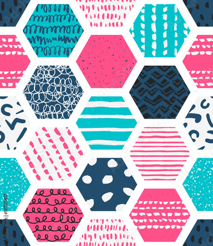 Colorful seamless patterns with honeycombs