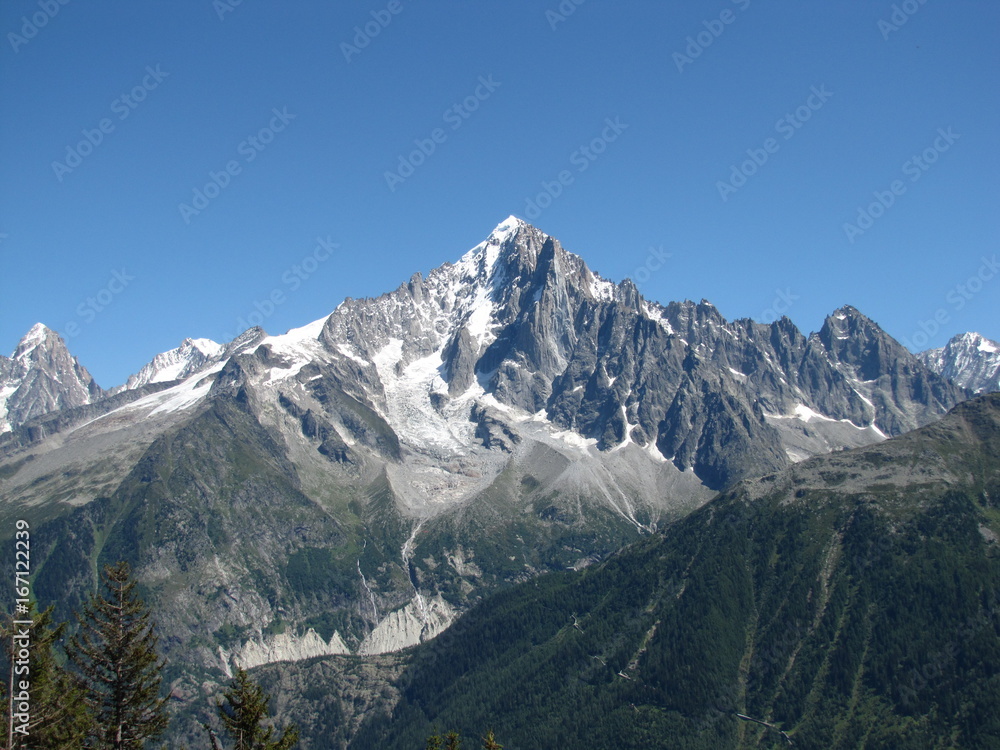 Vue sur l'Aiguille du Midi, Chamonix, France