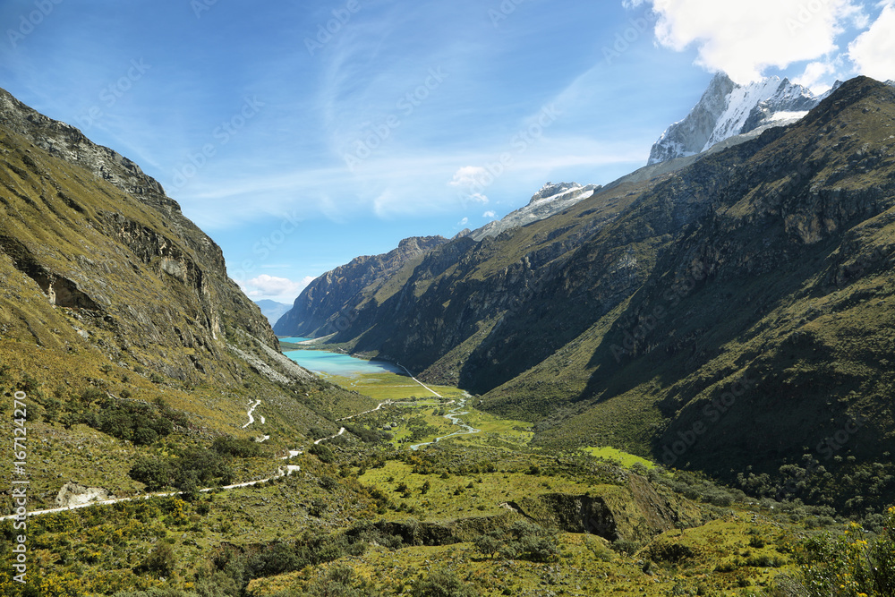 Fototapeta premium Llanganuco Lakes: Chinancocha and Orconcocha view