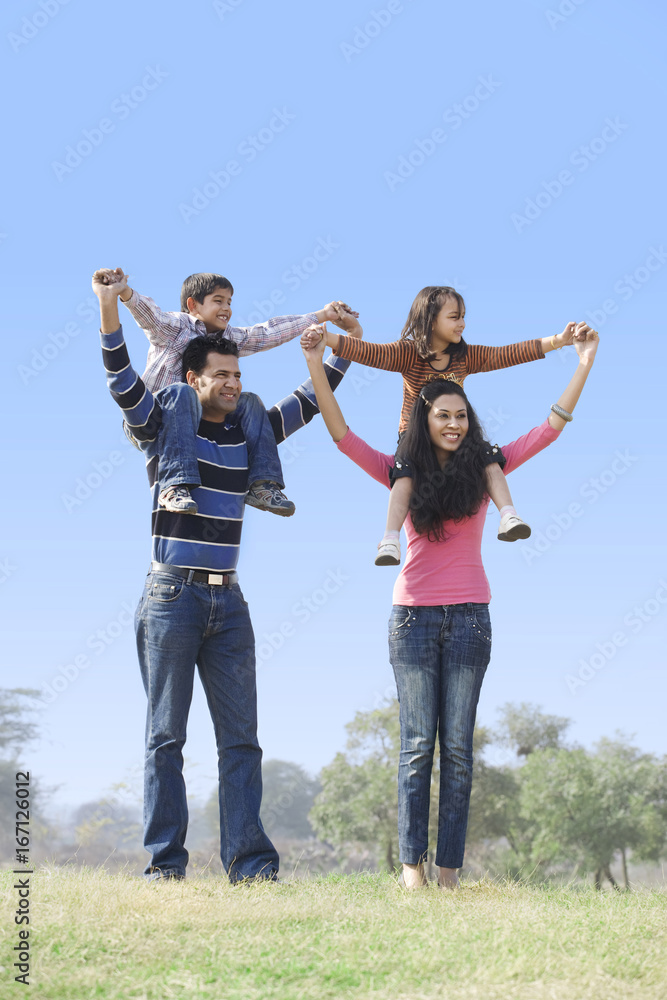 Fototapeta premium Family enjoying themselves 