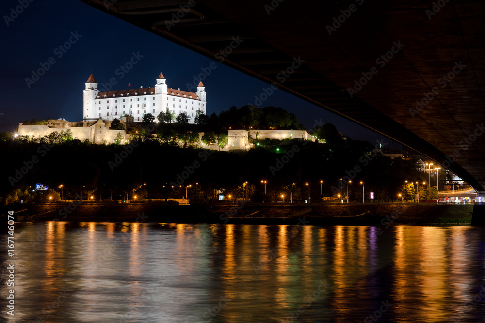 Night photo of Bratislava Castle