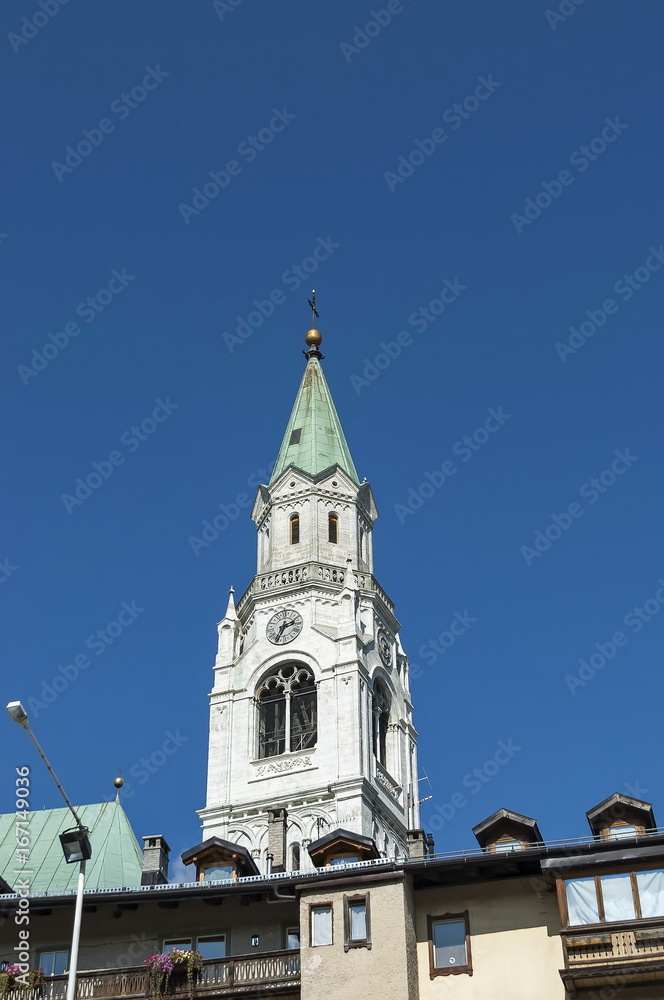 Autumnal corso Italia, the Church or Synagogue in the town center of Cortina d'Ampezzo, Dolomite, Alps, Veneto, Italy, Europe